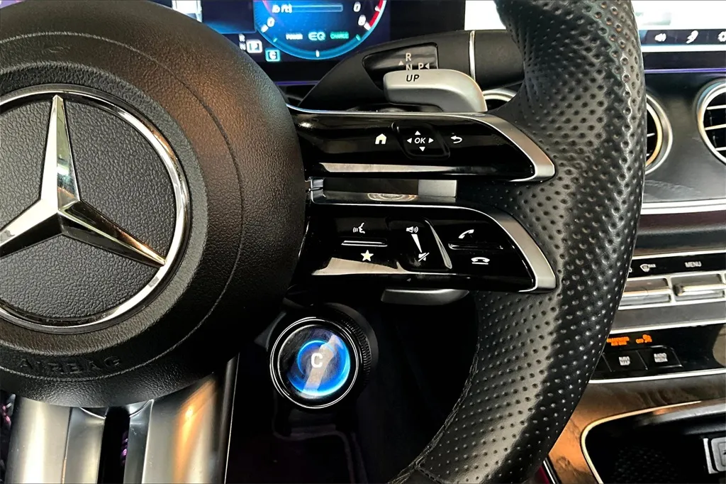 2022 Mercedes Benz E 53 AMG photo 26