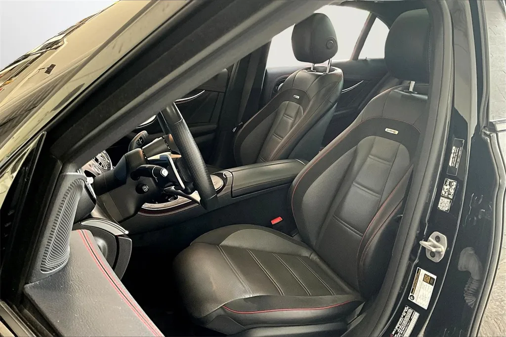 2022 Mercedes Benz E 53 AMG photo 29