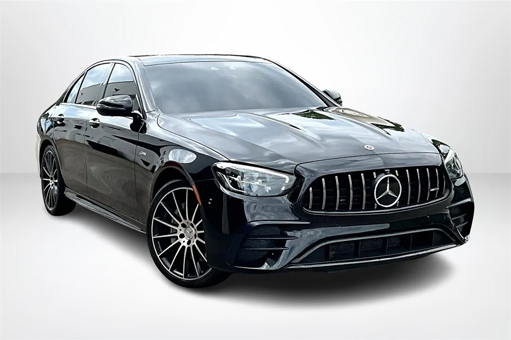 2022 Mercedes Benz E 53 AMG photo 23