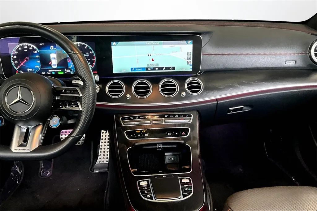 2022 Mercedes Benz E 53 AMG photo 25
