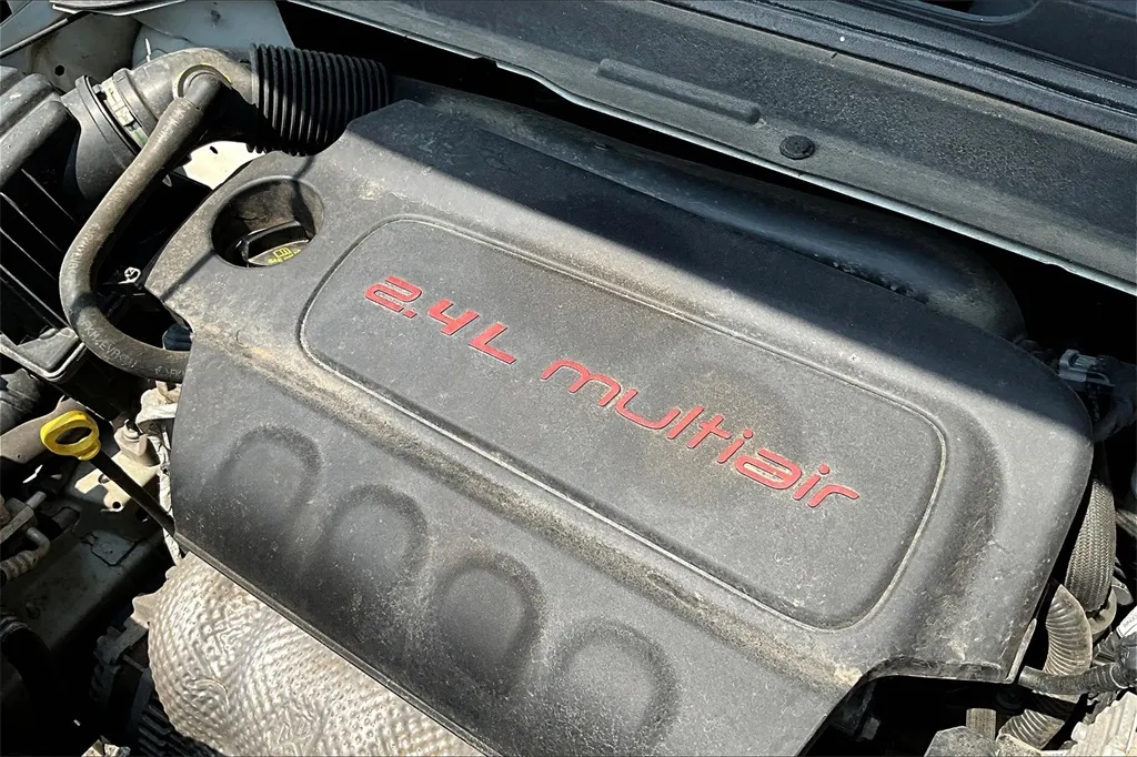 2020 Jeep Renegade Altitude photo 31