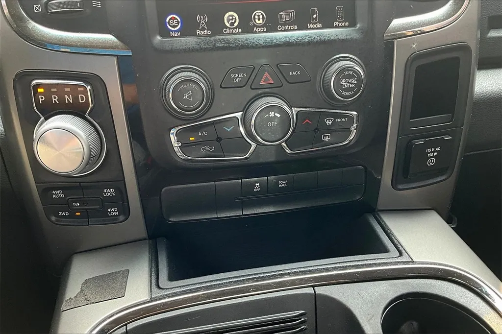 2016 Ram 1500 Sport photo 24