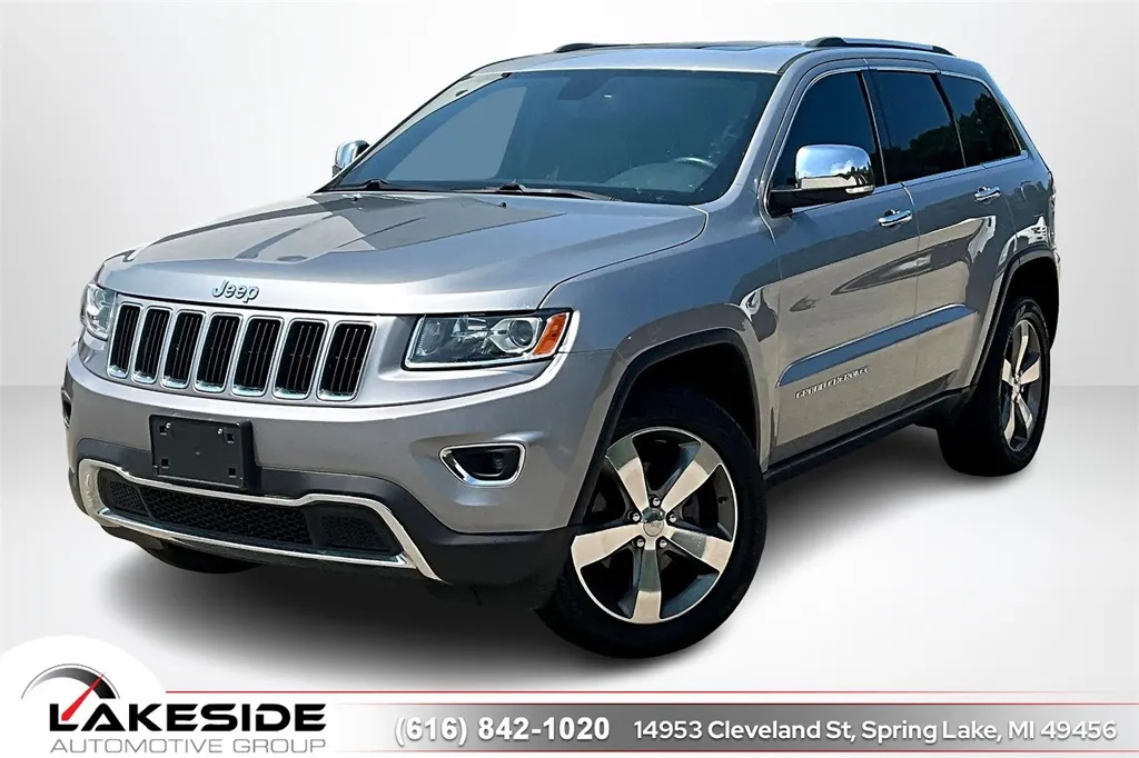 Silver 2015 Jeep Grand Cherokee Limited for sale in Spring Lake, MI