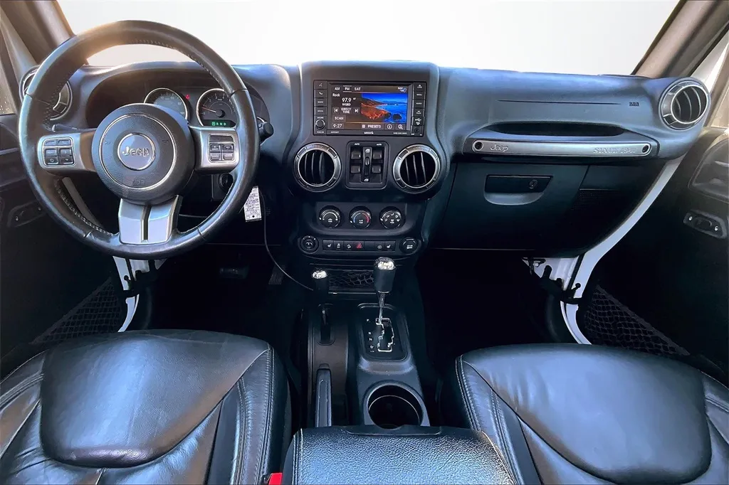 2018 Jeep Wrangler Unlimited Altitude photo 3
