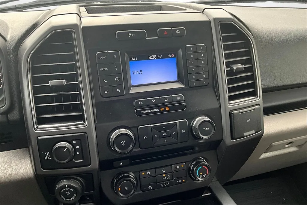 2018 Ford F-150 XLT photo 3