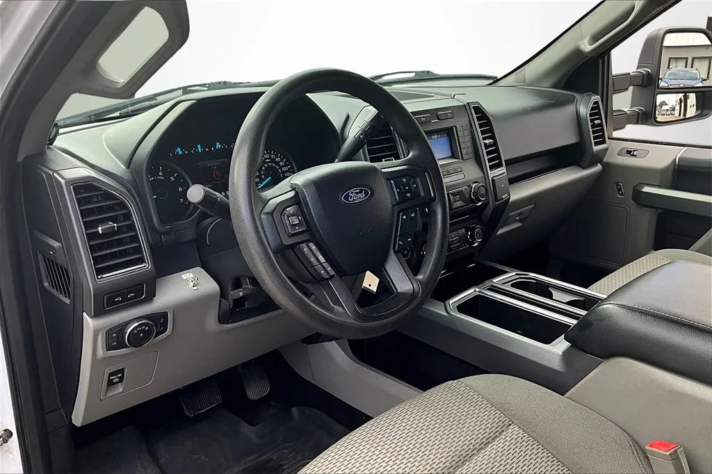 2018 Ford F-150 XLT photo 25