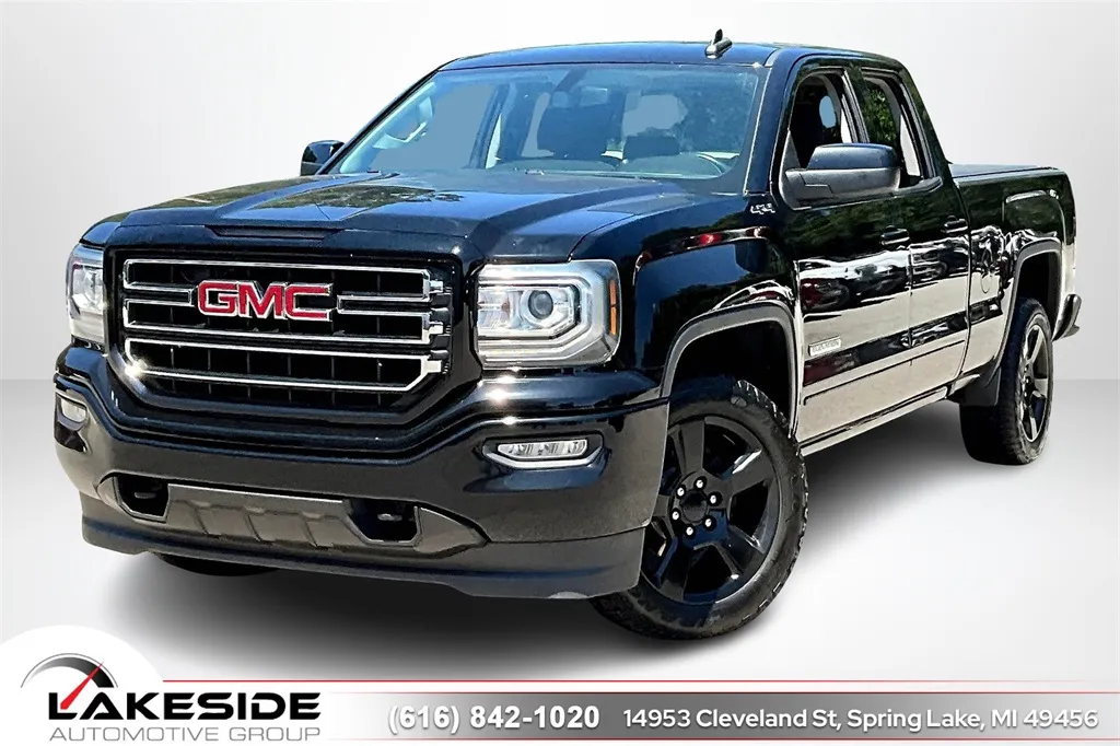 Black 2017 GMC Sierra 1500 SLE for sale in Spring Lake, MI