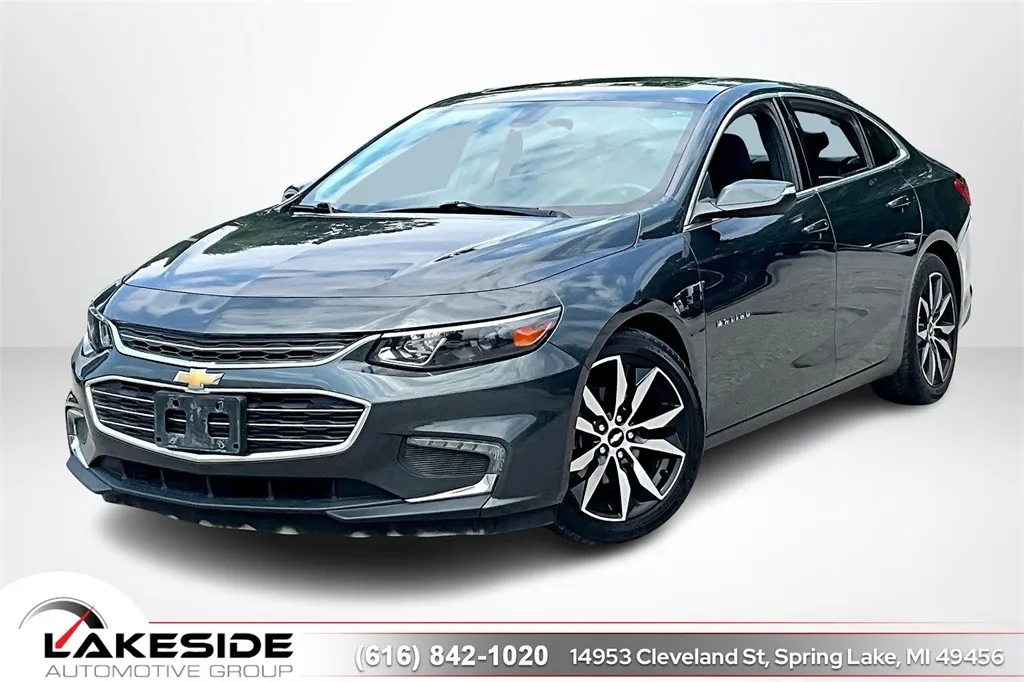 Gray 2017 Chevrolet Malibu LT for sale in Spring Lake, MI