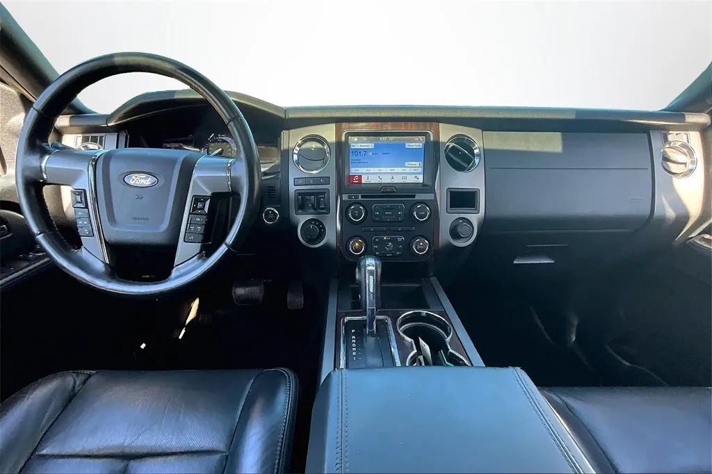 2016 Ford Expedition Platinum photo 3