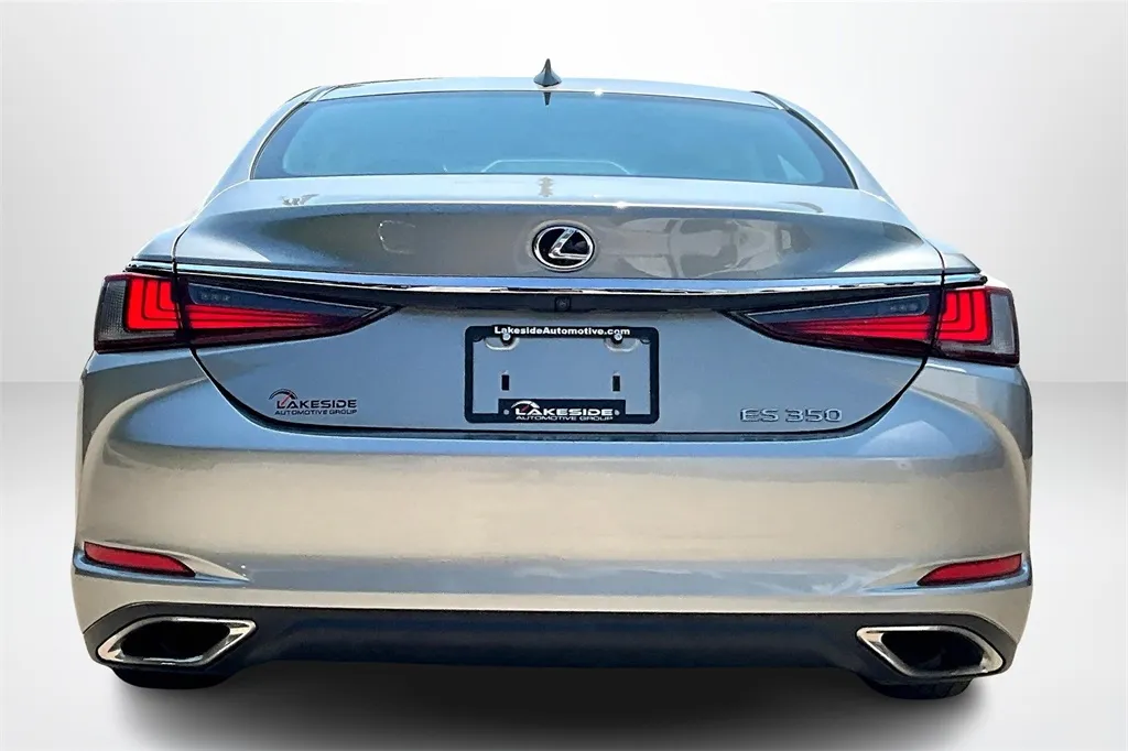 2019 Lexus ES 350 photo 24