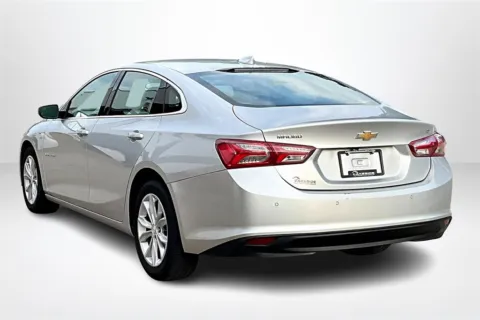 More photos of 2022 Chevrolet Malibu LT at Lakeside Automotive Group, MI