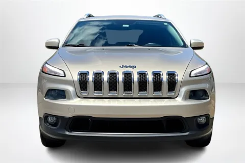 Photos of 2014 Jeep Cherokee Latitude for sale in Spring Lake, MI at Lakeside Automotive Group