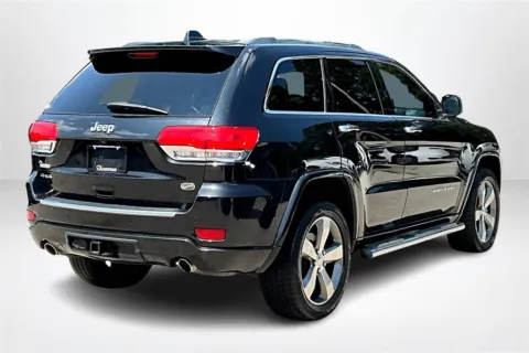 More photos of 2014 Jeep Grand Cherokee Overland at Lakeside Automotive Group, MI