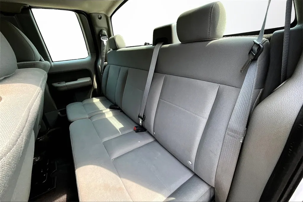 2008 Ford F-150 XL photo 22