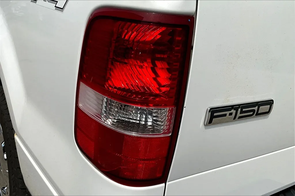 2008 Ford F-150 XL photo 7