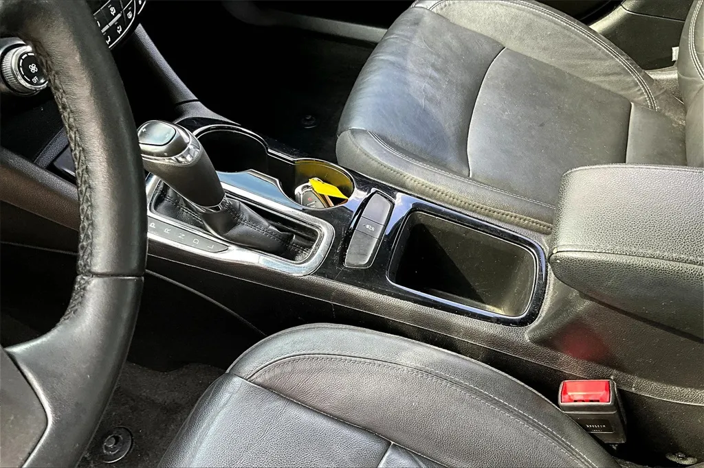 2017 Chevrolet Cruze Premier photo 6
