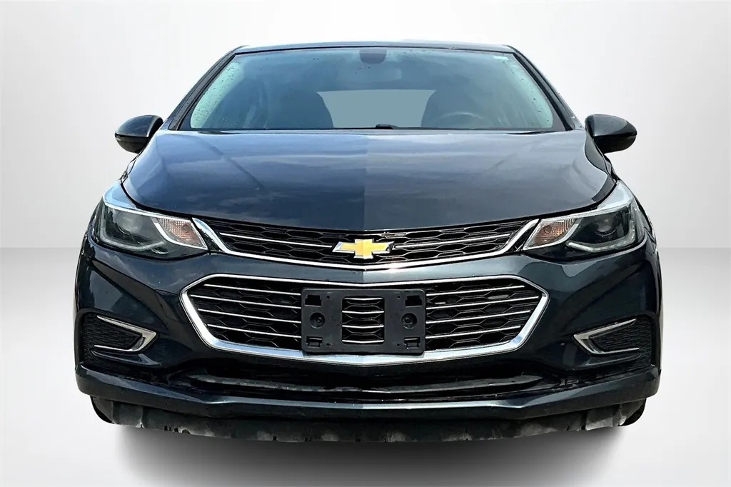 2017 Chevrolet Cruze Premier photo 11