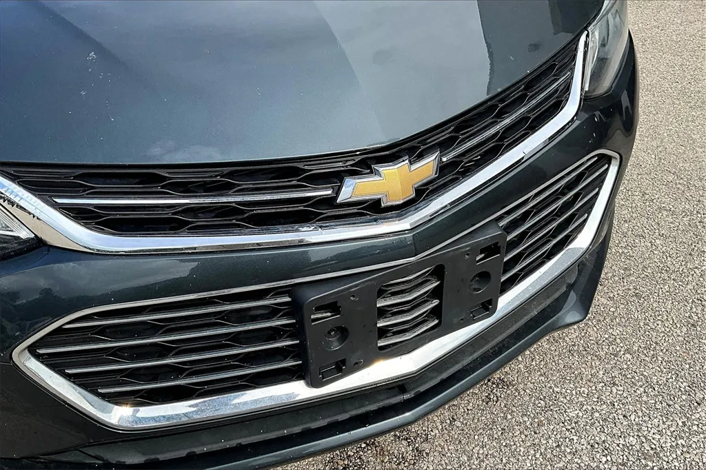 2017 Chevrolet Cruze Premier photo 27