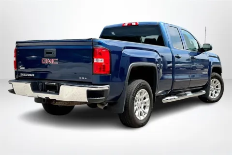 More photos of 2017 GMC Sierra 1500 SLE at Lakeside Automotive Group, MI