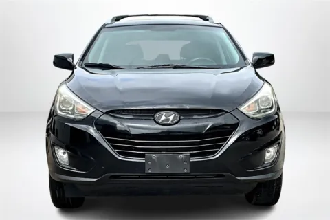 Photos of 2015 Hyundai Tucson SE for sale in Spring Lake, MI at Lakeside Automotive Group