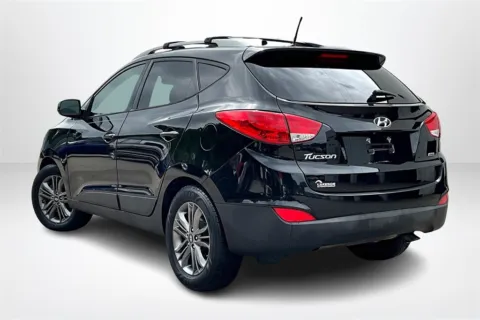 More photos of 2015 Hyundai Tucson SE at Lakeside Automotive Group, MI
