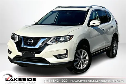White 2017 Nissan Rogue for sale in Spring Lake, MI