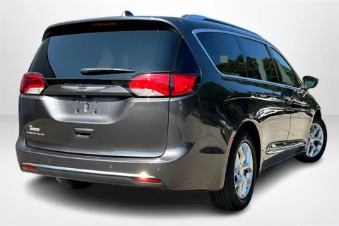More photos of 2019 Chrysler Pacifica Touring L Plus at Lakeside Automotive Group, MI