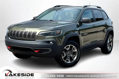 Green 2019 Jeep Cherokee Trailhawk for sale in Spring Lake, MI