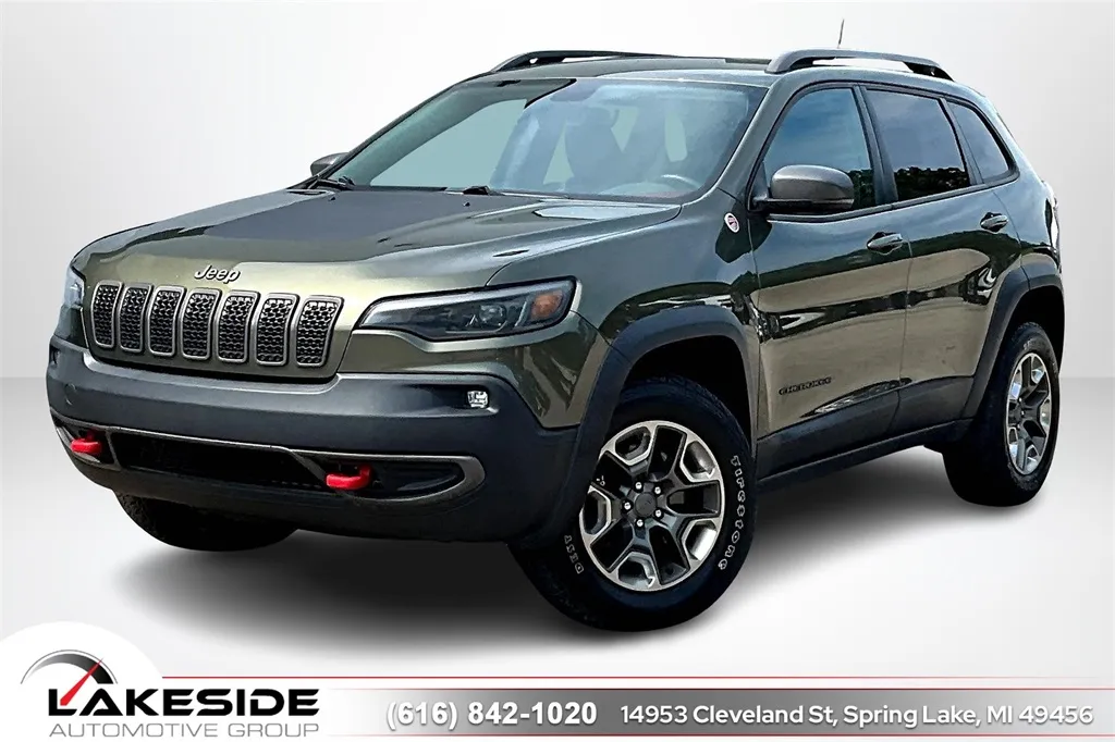 Green 2019 Jeep Cherokee Trailhawk for sale in Spring Lake, MI
