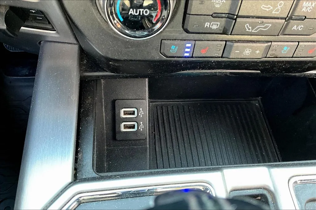 2018 Ford F-150 Platinum - Photo 16