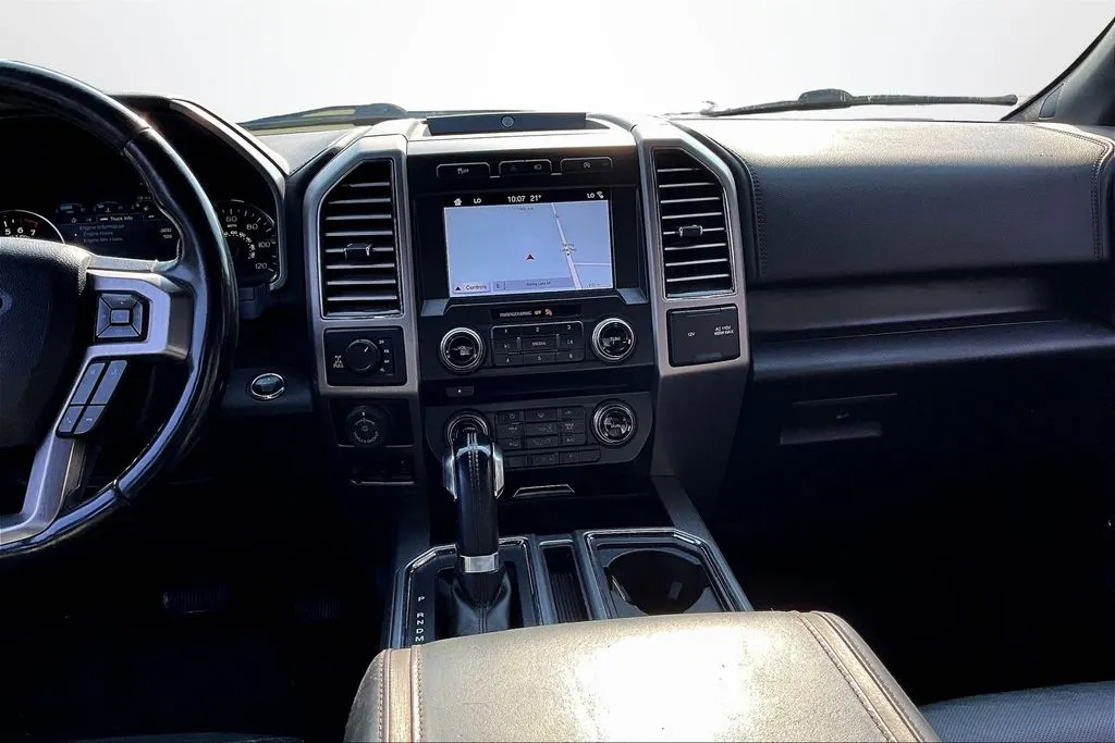 2018 Ford F-150 Platinum - Photo 9