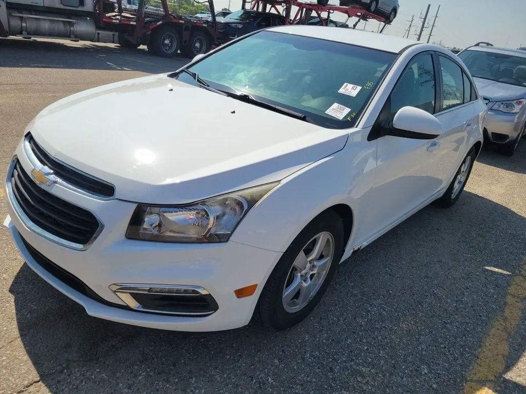 White 2016 Chevrolet Cruze Limited 1LT for sale in Spring Lake, MI