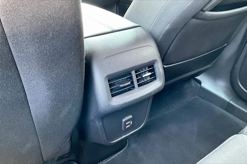 2023 Gmc Terrain SLE photo 4