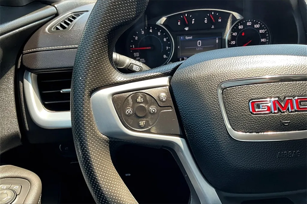 2023 Gmc Terrain SLE photo 15