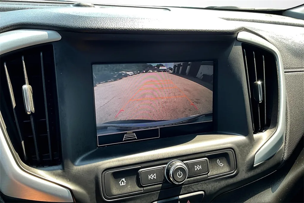 2023 Gmc Terrain SLE photo 16