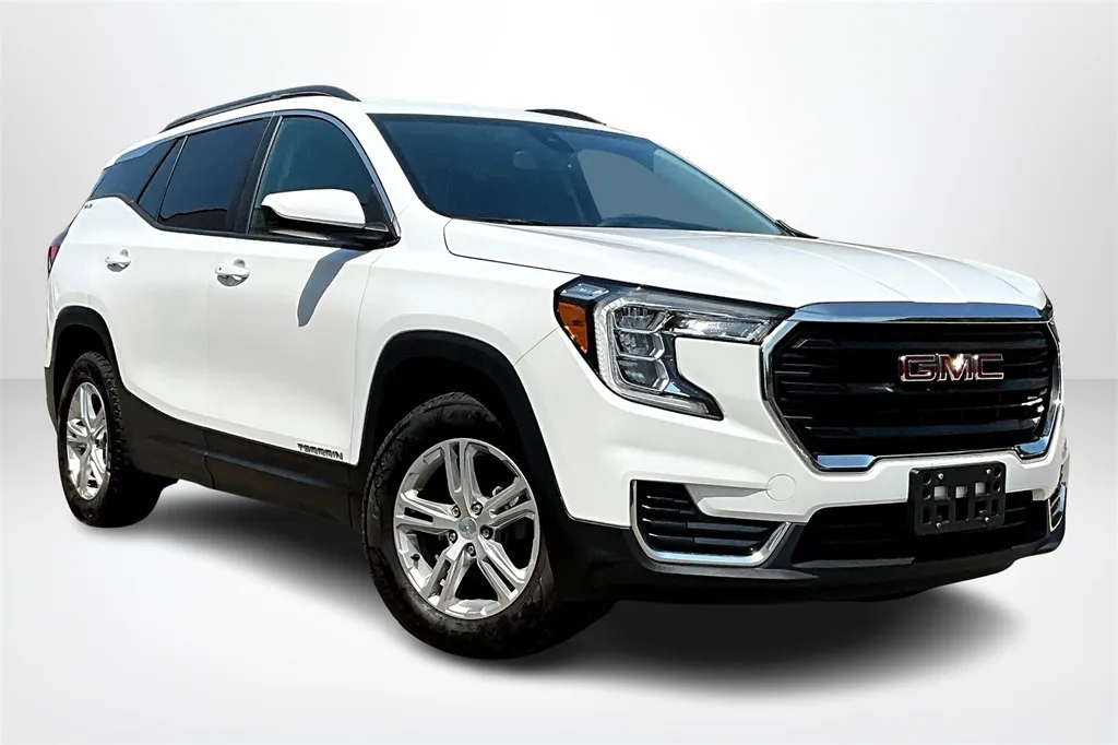 2023 Gmc Terrain SLE photo 22