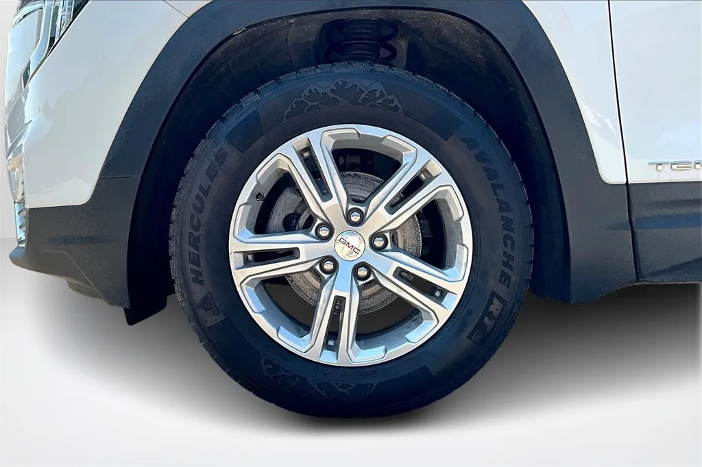 2023 Gmc Terrain SLE photo 32