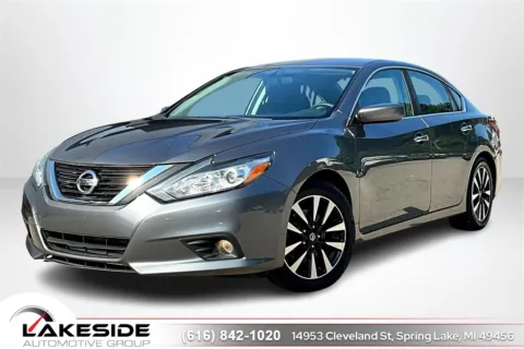 Gray 2018 Nissan Altima 2.5 SV for sale in Spring Lake, MI
