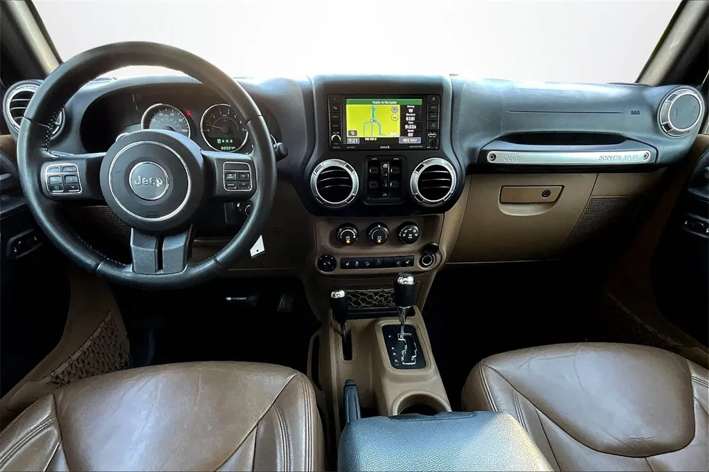 2017 Jeep Wrangler Unlimited Sahara photo 3