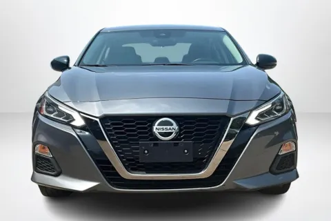 Photos of 2020 Nissan Altima 2.5 SR for sale in Spring Lake, MI at Lakeside Automotive Group