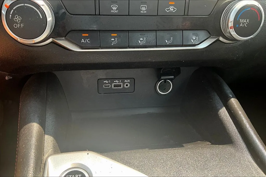2020 Nissan Altima SR - Photo 15