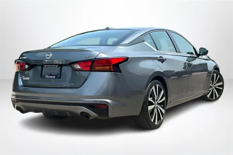 More photos of 2020 Nissan Altima 2.5 SR at Lakeside Automotive Group, MI