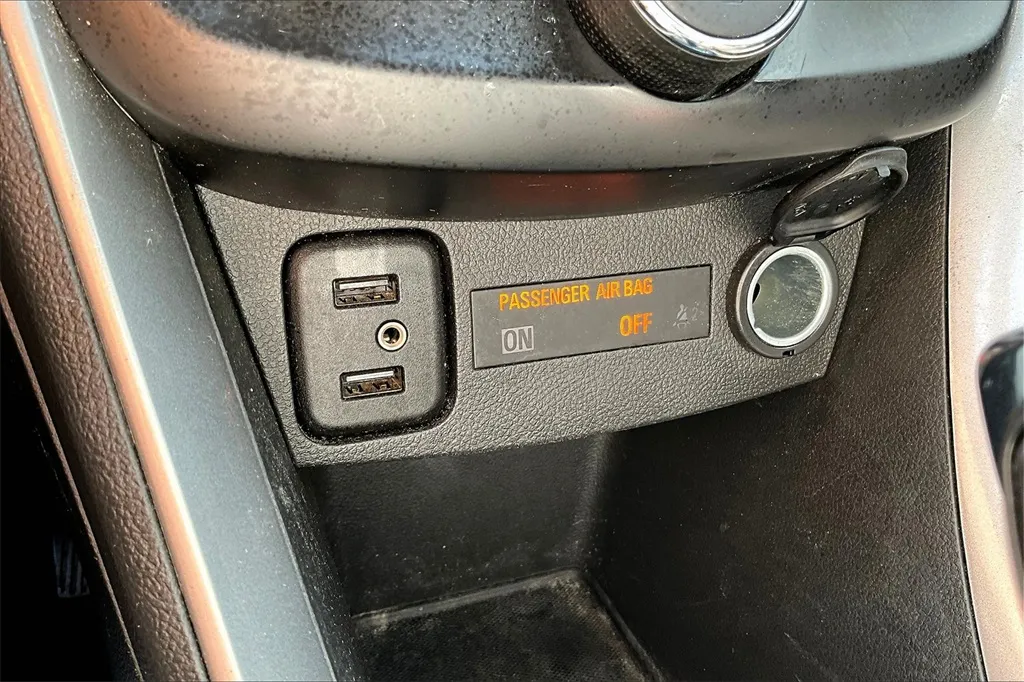 2021 Chevrolet Trax LT photo 27