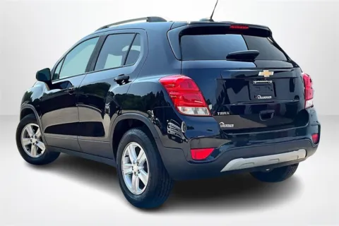More photos of 2021 Chevrolet Trax LT at Lakeside Automotive Group, MI