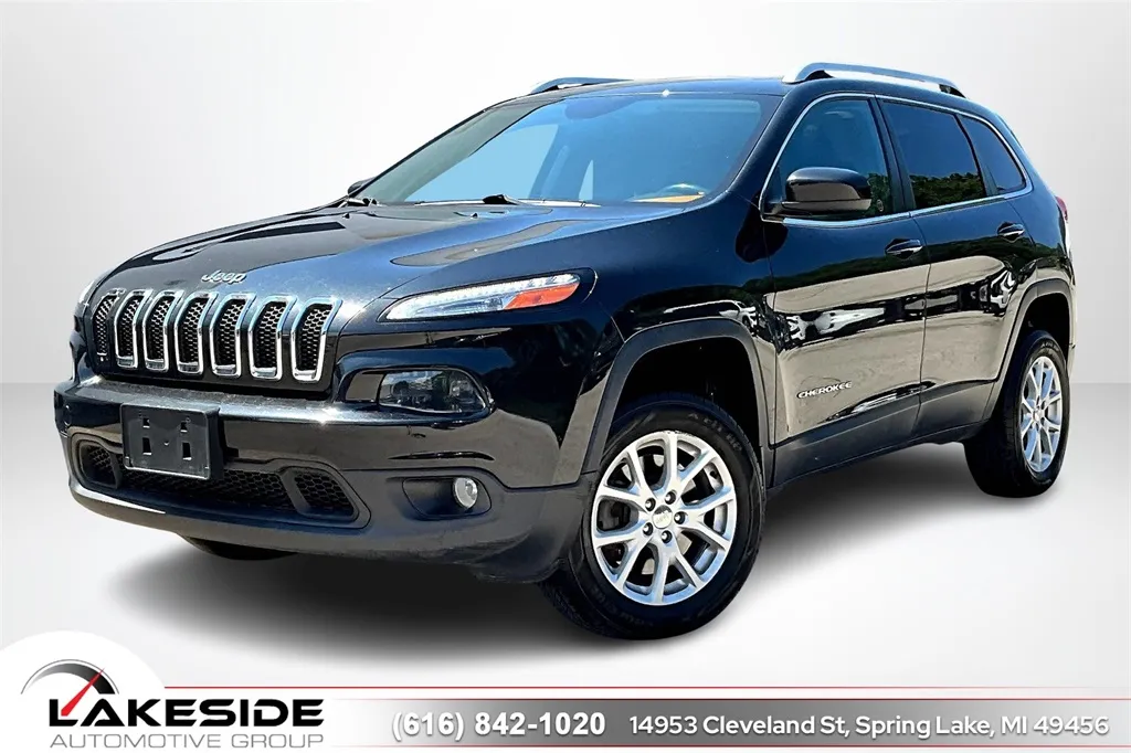 Black 2015 Jeep Cherokee Latitude for sale in Spring Lake, MI