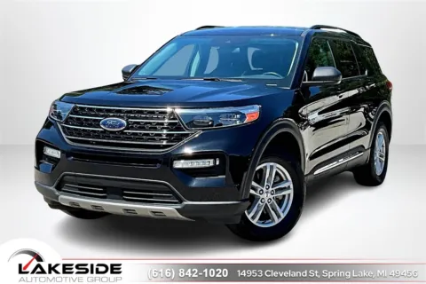 Black 2021 Ford Explorer XLT for sale in Spring Lake, MI