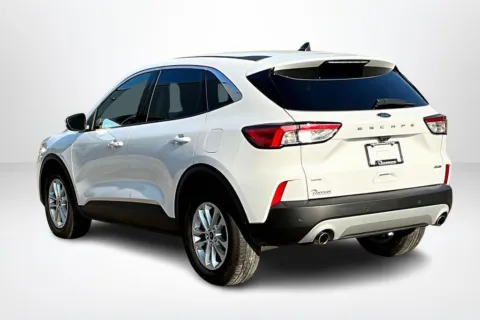 More photos of 2020 Ford Escape SE at Lakeside Automotive Group, MI