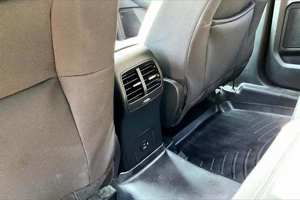 2020 Ford Escape SE photo 4