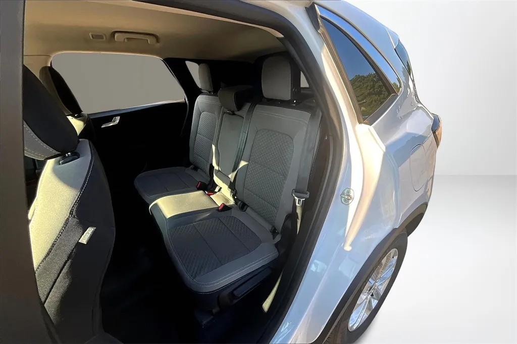 2020 Ford Escape SE photo 7