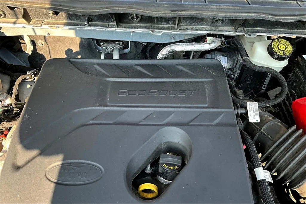 2020 Ford Escape SE photo 29